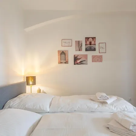 Xxxl Bed/ Free Parking/ Central Vienna Esterno foto