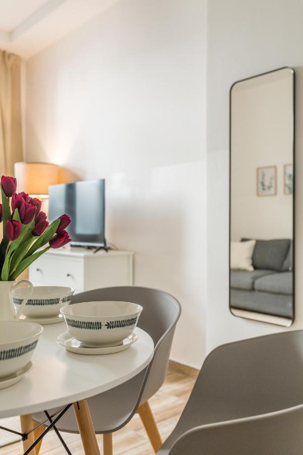 Xxxl Bed/ Free Parking/ Wenen
